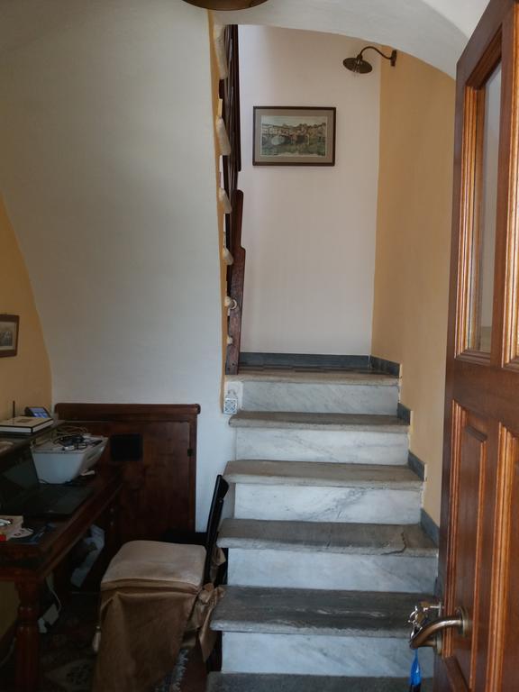 Le Travi Bed & Breakfast Sarzana Exterior photo