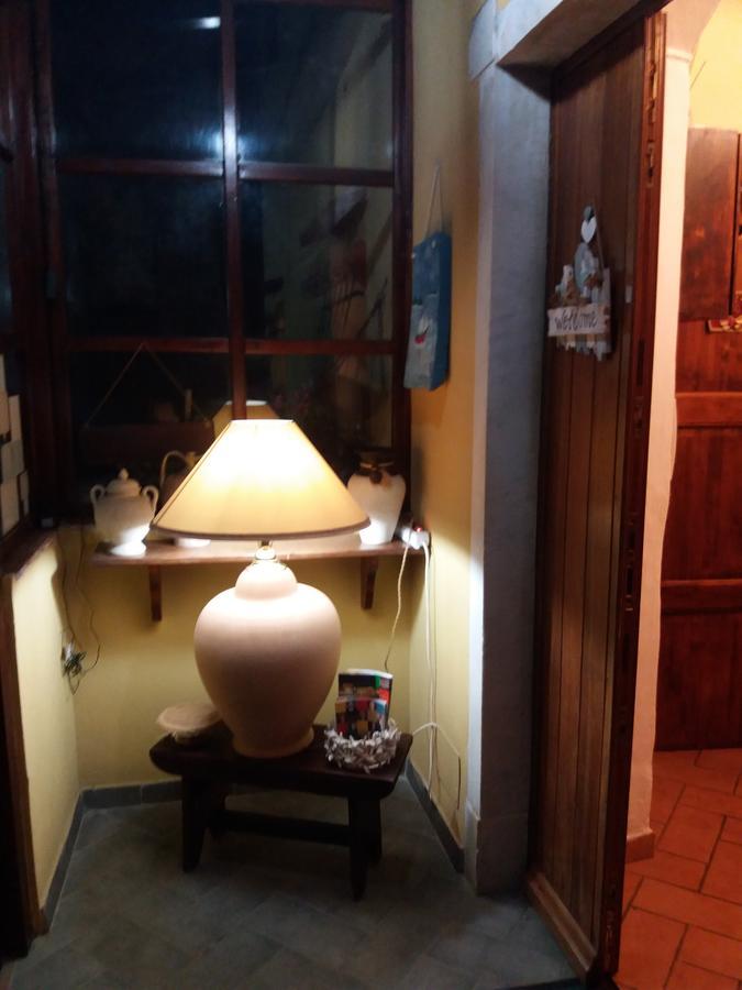 Le Travi Bed & Breakfast Sarzana Exterior photo